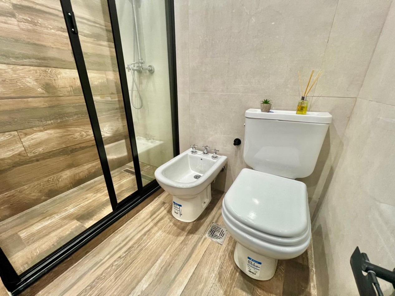 DEPARTAMENTO 3 AMBIENTES EXTERNO CON BALCON CORRIDO VEREDA DE SOL