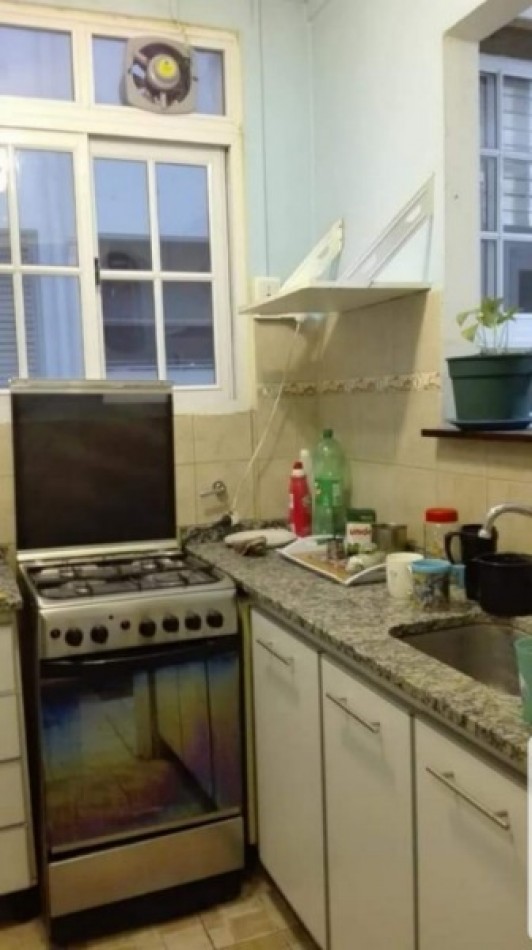 DEPARTAMENTO 3 AMBIENTES CON DEPENDENCIA APTO CREDITO EN PLAZA COLON