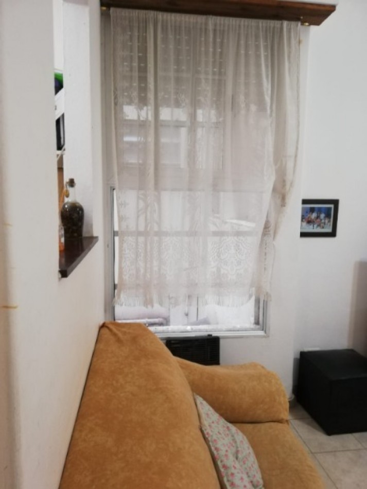 DEPARTAMENTO 3 AMBIENTES CON DEPENDENCIA APTO CREDITO EN PLAZA COLON