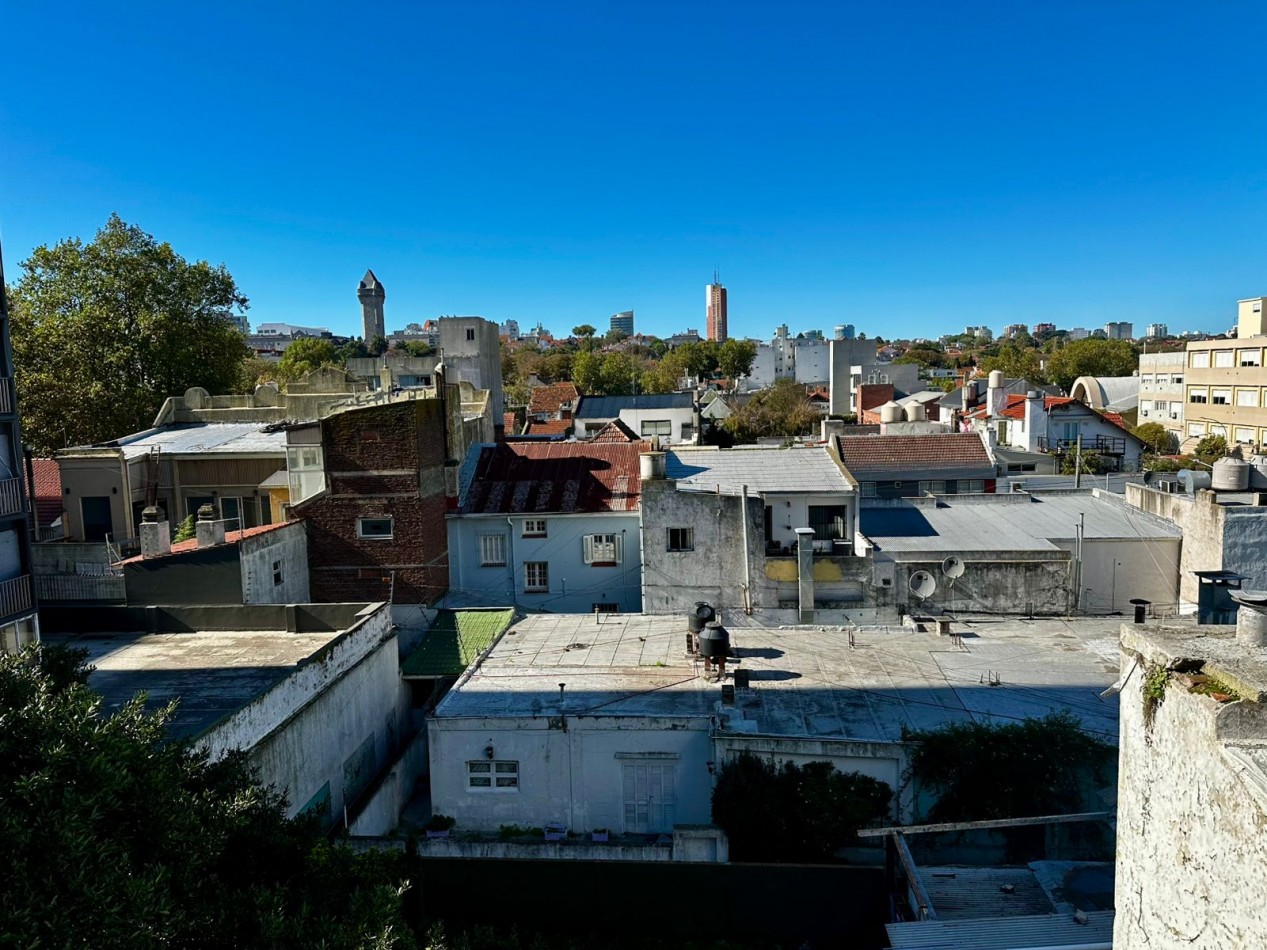 DEPARTAMENTO 1 AMBIENTE AL CONTRAFRENTE ABIERTO CON VENTANAL EN ALDREY