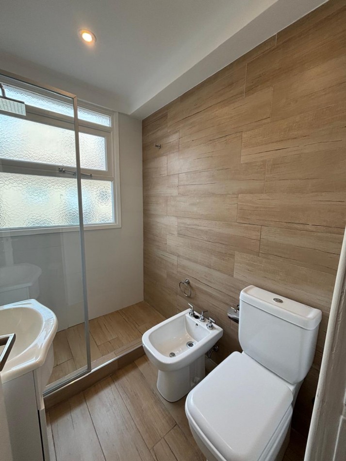 DEPARTAMENTO 2 AMBIENTES TOTALMENTE EXTERNO CON BALCON SALIENTE