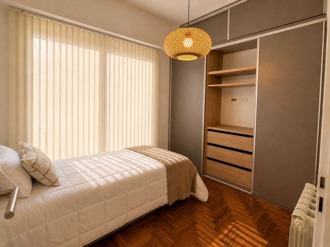 DEPARTAMENTO 3 AMBIENTES CON DEPENDENCIA AL LATERAL ABIERTO EN PLAZA COLON