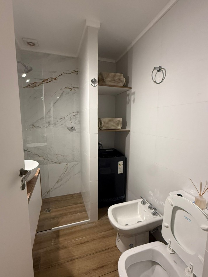 DEPARTAMENTO DE  1 AMBIENTE INTERNO EN ALDREY, A 200 METROS DE LA PLAYA
