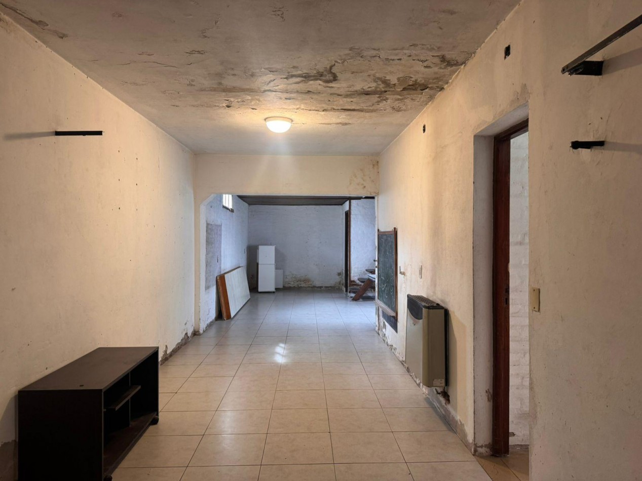 CASA 4 AMBIENTES CON DOBLE COCHERA Y PATIO EN COLINAS PERALTA RAMOS