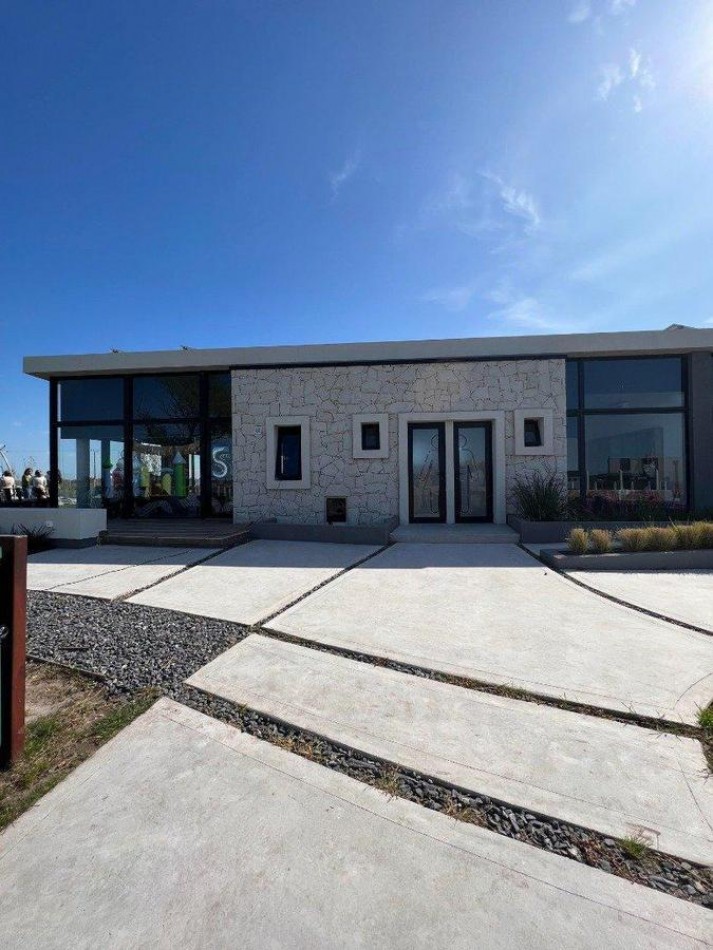 LOTE DE 712M2 EN VENTA EN BARRIO PRIVADO DEVELOPER PARK VENDE Y PERMUTA