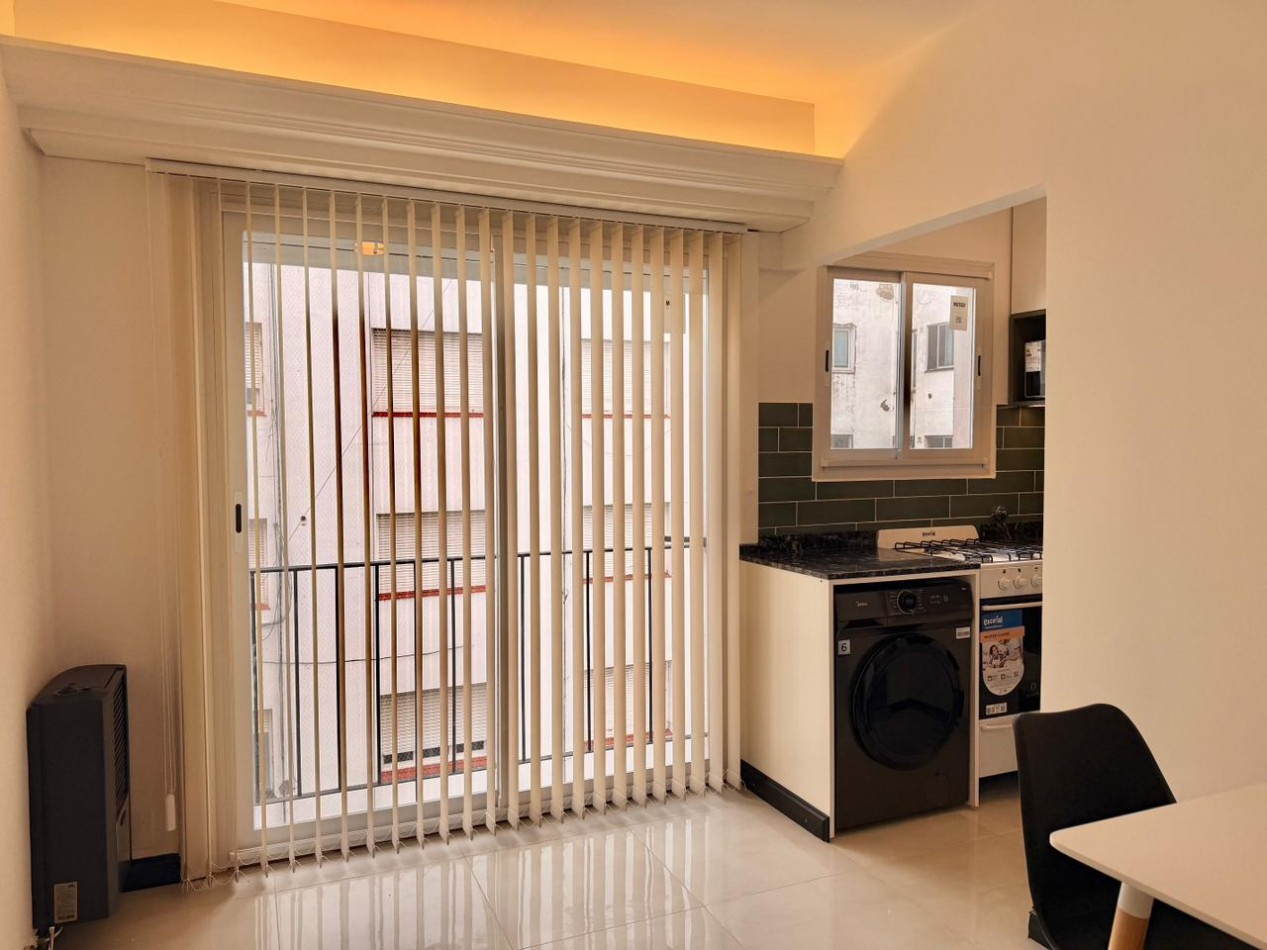 DEPARTAMENTO 1 AMB RECICLADO A NUEVO AL CONTRAFRENTE CON BALCON FRANCES EN PLAZA COLON