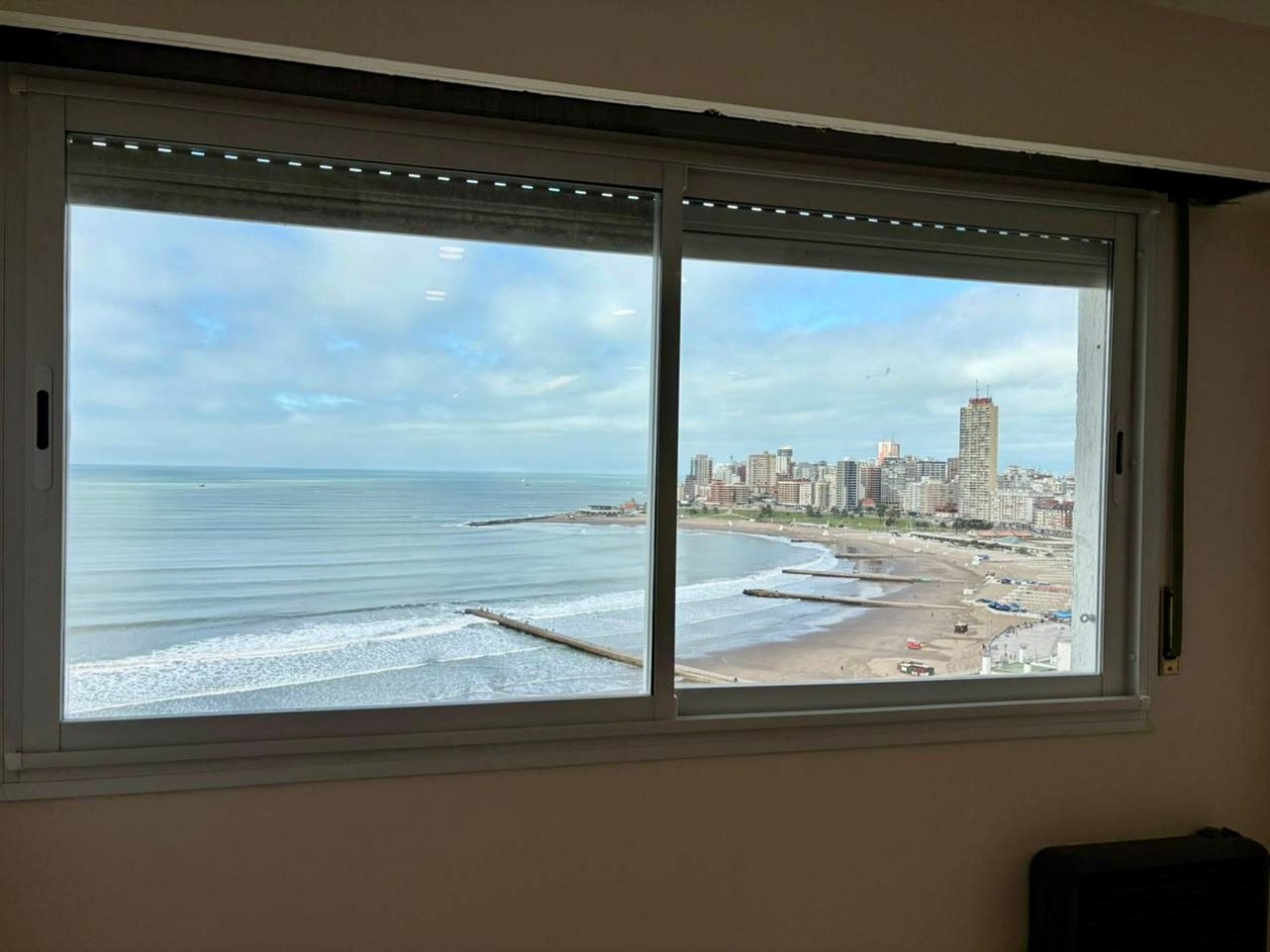 DEPARTAMENTO 1 AMBIENTE DESPLAZADO CON VISTA AL MAR EN PUNTA IGLESIA