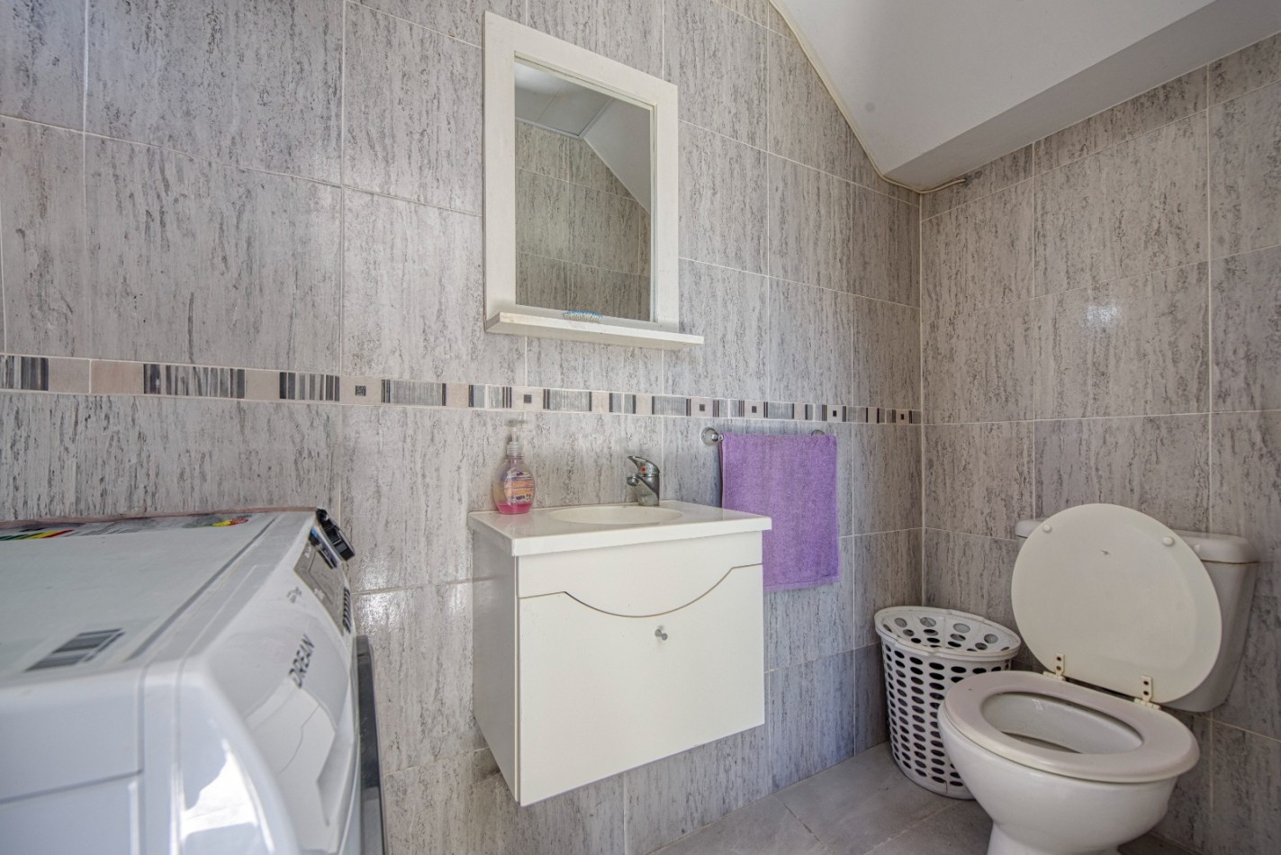 PH 4 AMBIENTES TIPO DUPLEX AL FRENTE CON PARQUE TOTALMENTE INDEPENDIENTE 