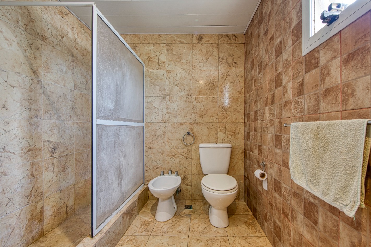 PH 4 AMBIENTES TIPO DUPLEX AL FRENTE CON PARQUE TOTALMENTE INDEPENDIENTE 