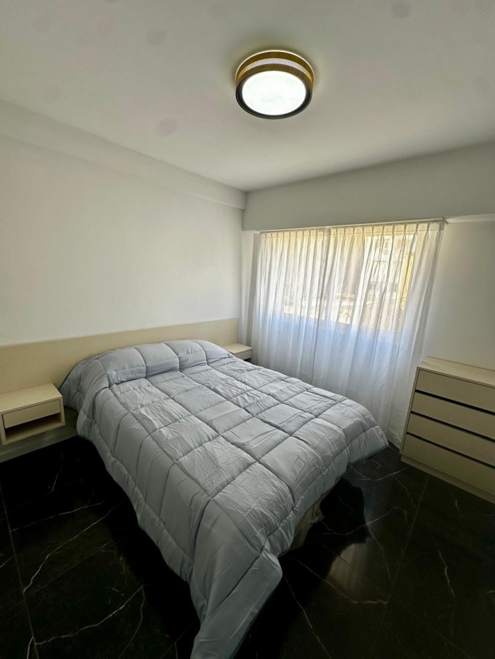 DEPARTAMENTO 2 AMBIENTES AL CONTRAFRENTE ABIERTO CON BALCON EN EL CENTRO