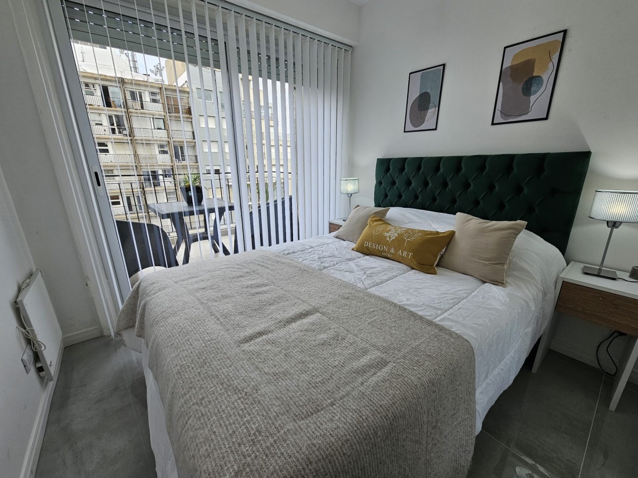 DEPARTAMENTO 3 AMBIENTES A LA CALLE CON BALCON TERRAZA EN PLAZA COLON