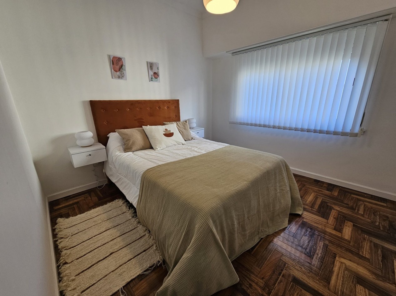 DEPARTAMENTO 2 AMBIENTES AL FRENTE CON BALCON EN PLAZA COLON