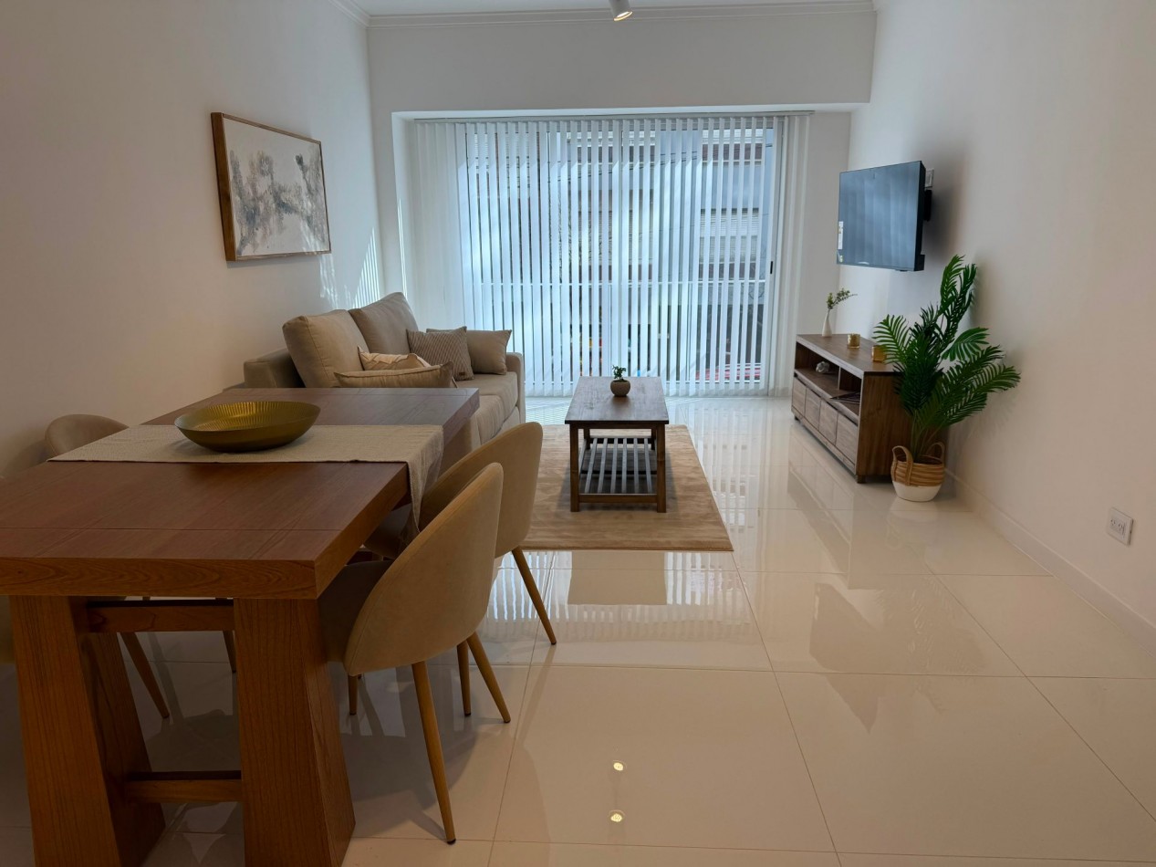 DEPARTAMENTO 3 AMBIENTES A LA CALLE CON BALCON Y 2 BAÑOS EN PLAZA MITRE VENDE Y PERMUTA