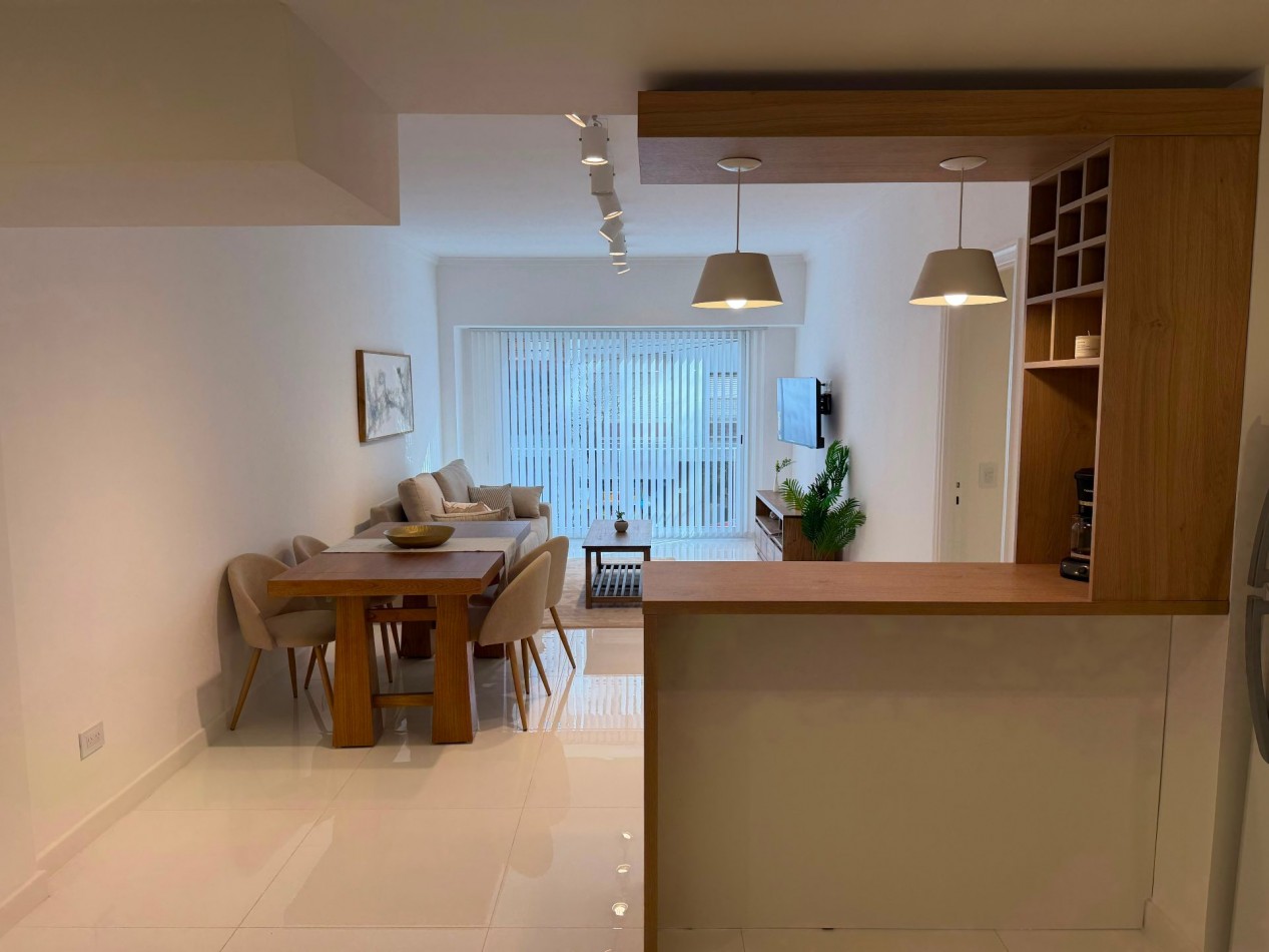 DEPARTAMENTO 3 AMBIENTES A LA CALLE CON BALCON Y 2 BAÑOS EN PLAZA MITRE VENDE Y PERMUTA