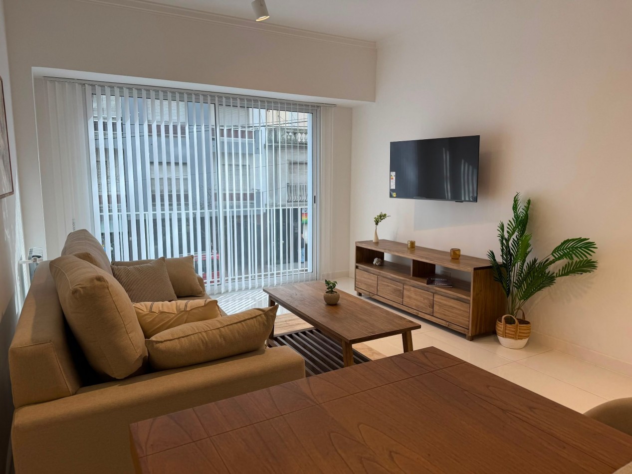 DEPARTAMENTO 3 AMBIENTES A LA CALLE CON BALCON Y 2 BAÑOS EN PLAZA MITRE VENDE Y PERMUTA