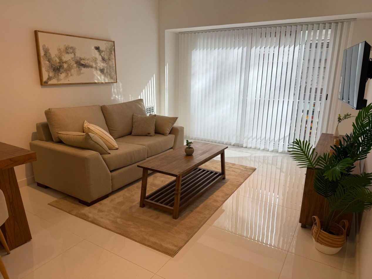DEPARTAMENTO 3 AMBIENTES A LA CALLE CON BALCON Y 2 BAÑOS EN PLAZA MITRE VENDE Y PERMUTA