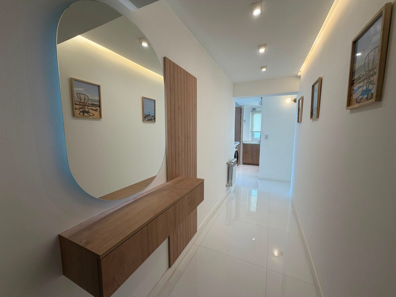 DEPARTAMENTO 2 AMB A LA CALLE CON BALCON FRANCES Y VISTA AL MAR EN EDIFICIO EDEN. VENDE Y PERMUTA