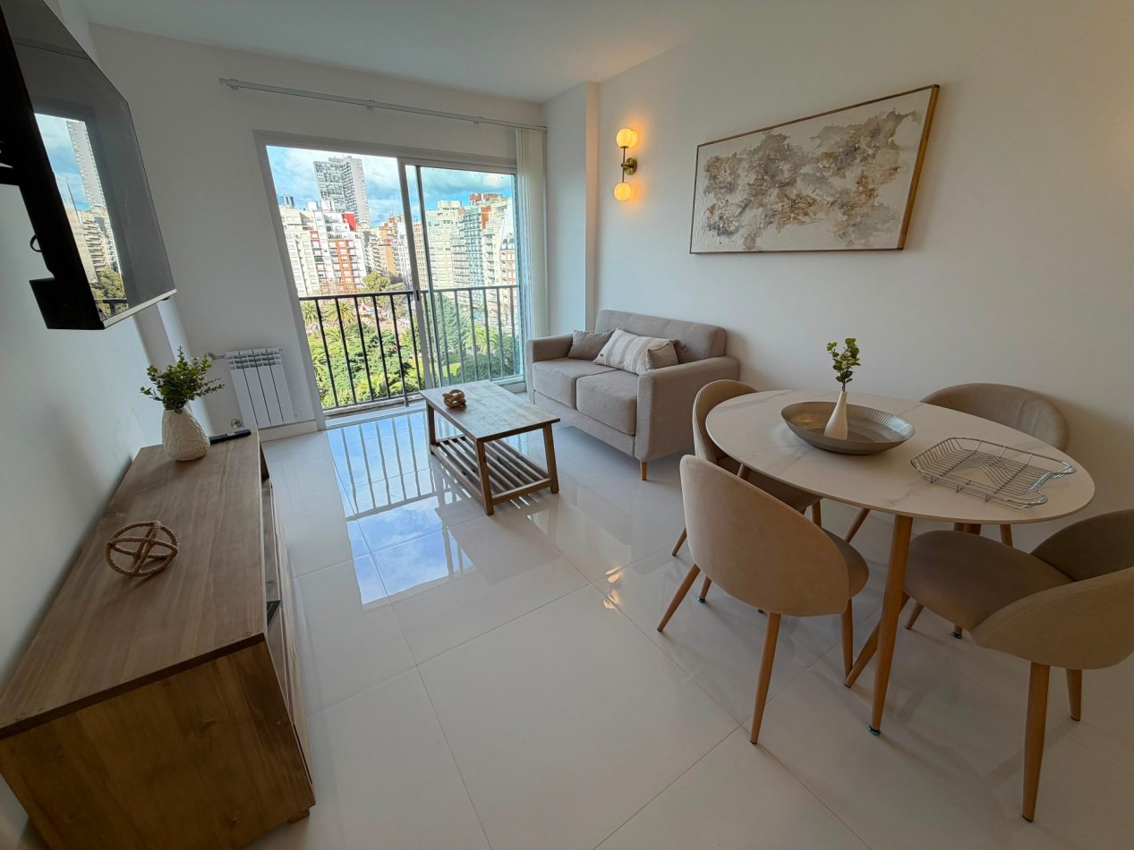 DEPARTAMENTO 2 AMB A LA CALLE CON BALCON FRANCES Y VISTA AL MAR EN EDIFICIO EDEN. VENDE Y PERMUTA