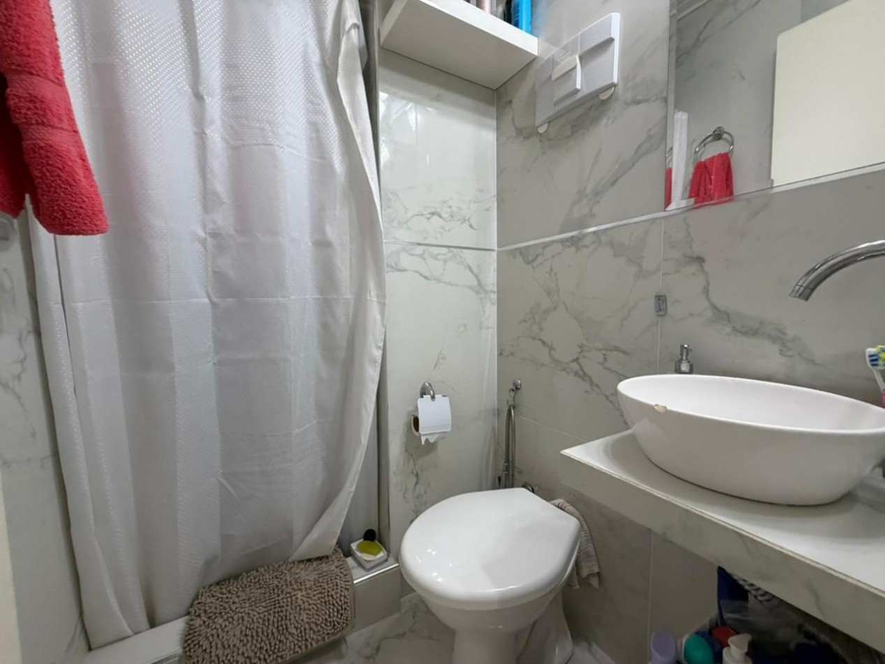 DEPARTAMENTO 1 AMBIENTE A LA CALLE CON BALCON EN PLAZA MITRE