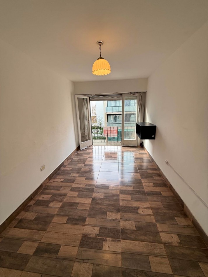 DEPARTAMENTO 1 AMB EN ESTADO ORIGINAL A LA CALLE EN ALDREY 