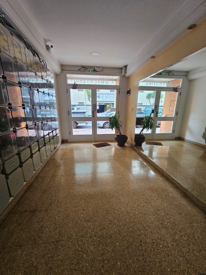 DEPARTAMENTO 1 AMB EN ESTADO ORIGINAL A LA CALLE EN ALDREY 