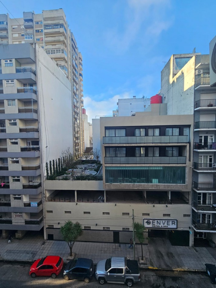 DEPARTAMENTO 1 AMB EN ESTADO ORIGINAL A LA CALLE EN ALDREY 