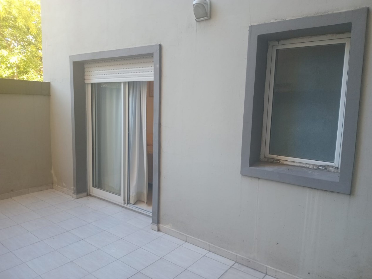 DEPARTAMENTO 3 AMBIENTES CON 2 PATIOS EN PLAZA MITRE SE ALQUILA POR 12 MESES