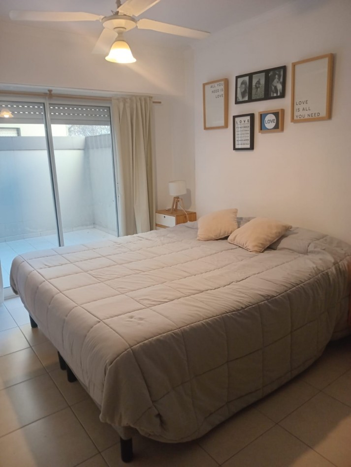 DEPARTAMENTO 3 AMBIENTES CON 2 PATIOS EN PLAZA MITRE SE ALQUILA POR 12 MESES