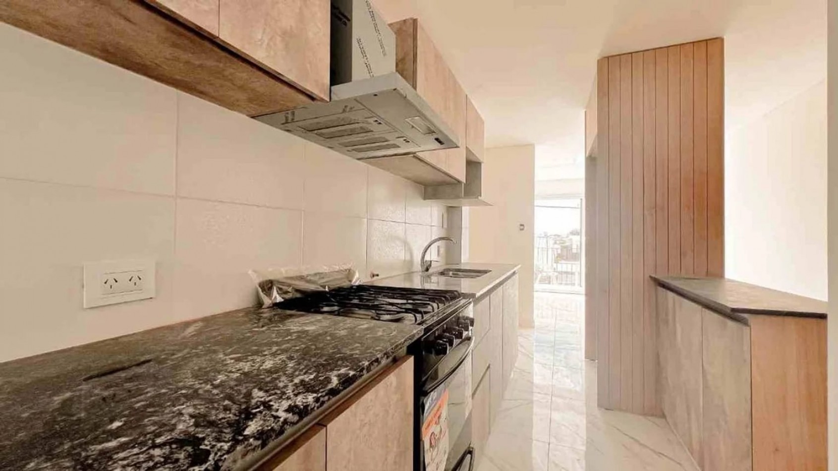DEPARTAMENTOS DE 2 Y 3 AMBIENTES A ESTRENAR CON BALCON Y COCHERA OPCIONAL EN VILLA PRIMERA (ENTREGA AGOSTO 2026 APROX.)