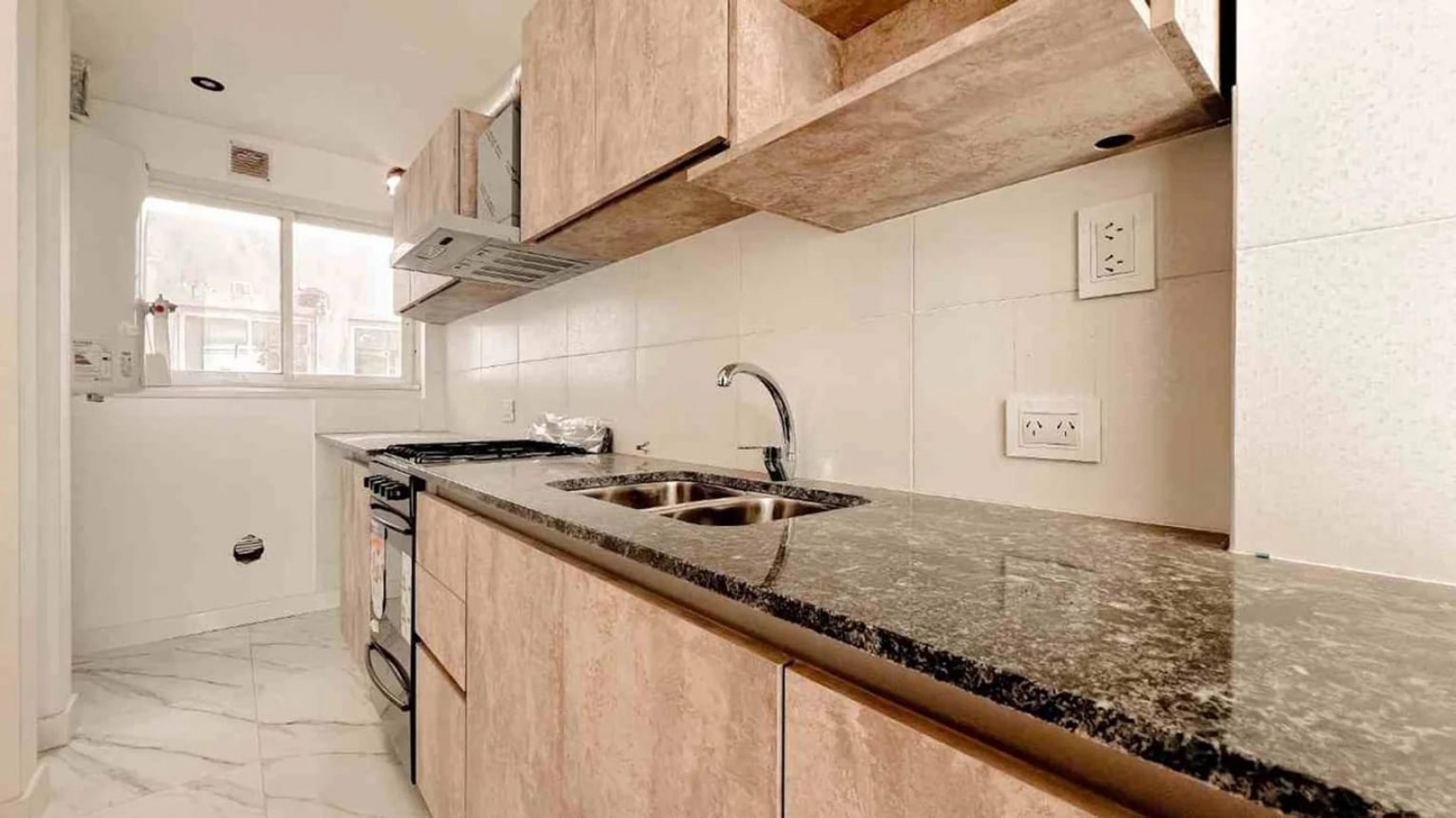 DEPARTAMENTOS DE 2 Y 3 AMBIENTES A ESTRENAR CON BALCON Y COCHERA OPCIONAL EN VILLA PRIMERA (ENTREGA AGOSTO 2026 APROX.)