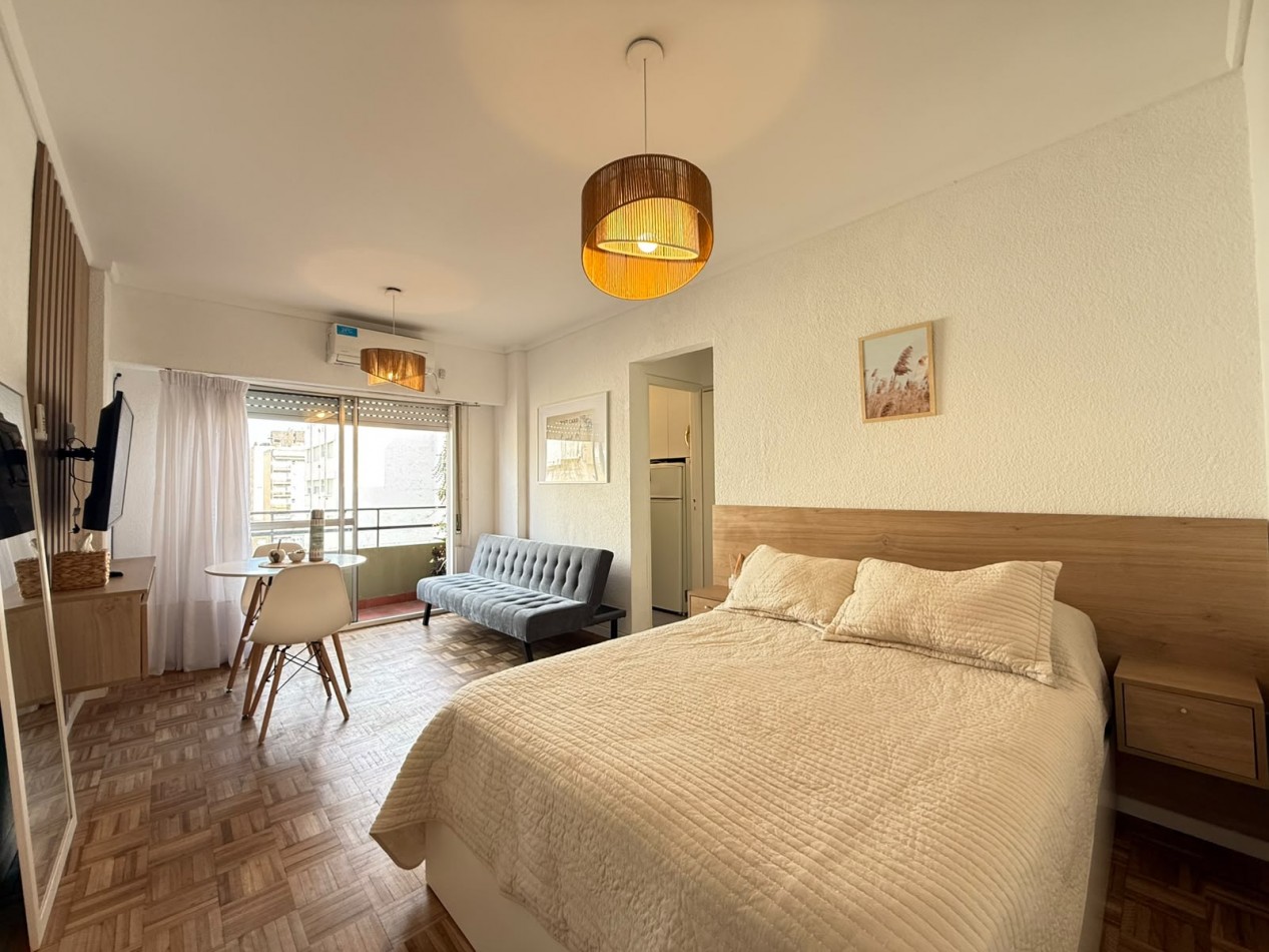 DEPARTAMENTO 1 AMBIENTE CON BALCON SALIENTE AL FRENTE EN ALDREY, A 250 MTS DE LA PLAYA