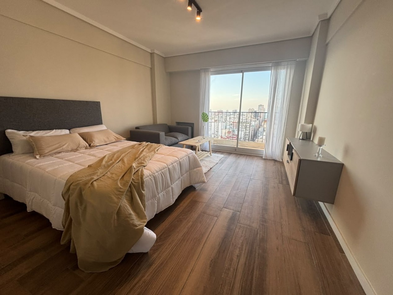 DEPARTAMENTO 1 AMB CON BALCON SALIENTE, VISTA PANORAMICA A LA CIUDAD Y AL MAR