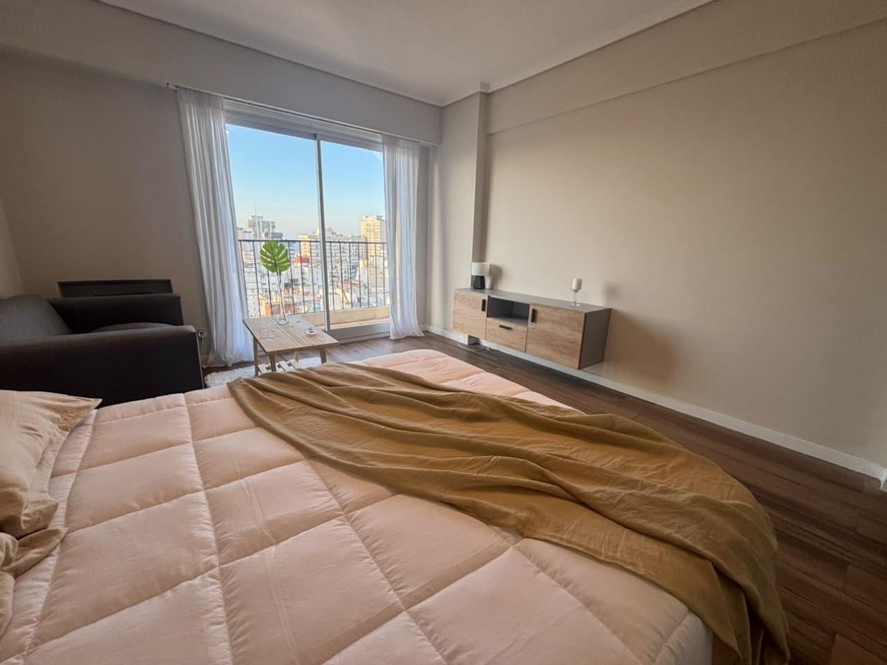 DEPARTAMENTO 1 AMB CON BALCON SALIENTE, VISTA PANORAMICA A LA CIUDAD Y AL MAR