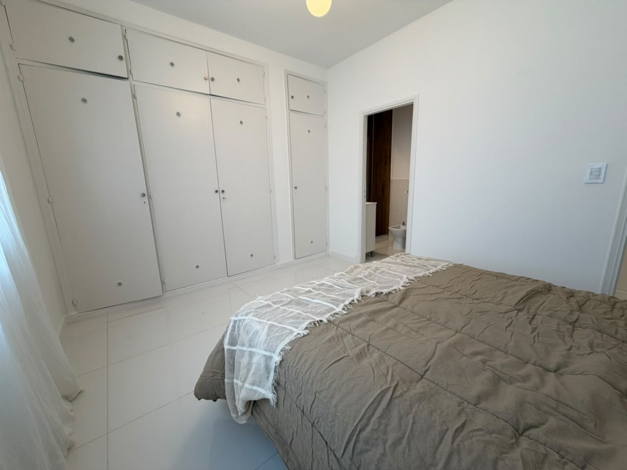 DEPARTAMENTO DE 2 AMB CON BALCON Y 2 BAÑOS - RECICLADO A NUEVO - PLAZA COLON