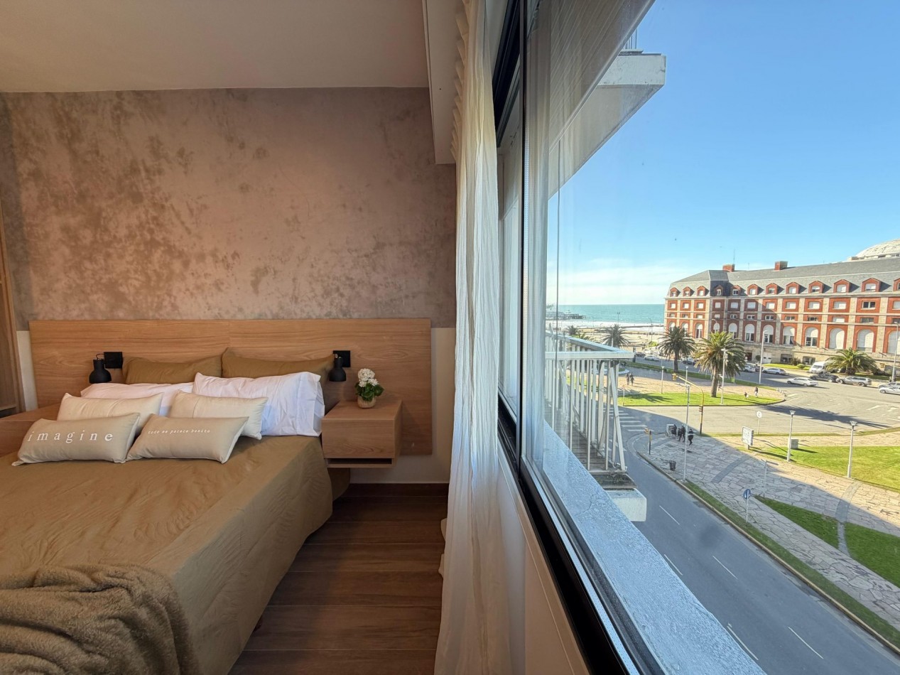 DEPARTAMENTO 3 AMBIENTES A LA CALLE CON BALCON Y COCHERA, VISTA AL MAR Y A PLAZA COLON