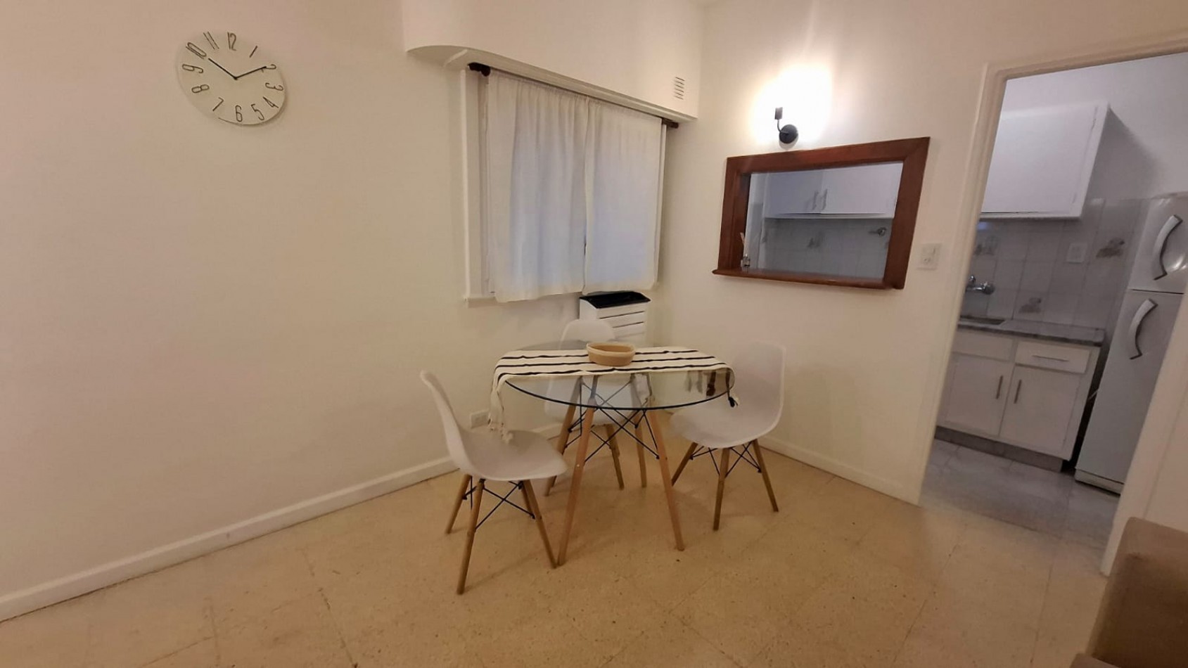 DEPARTAMENTO 2 AMBIENTES INTERNO A 150 METROS DE PLAZA COLON