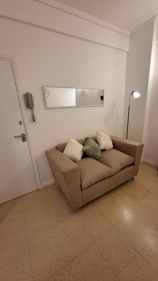 DEPARTAMENTO 2 AMBIENTES INTERNO A 150 METROS DE PLAZA COLON
