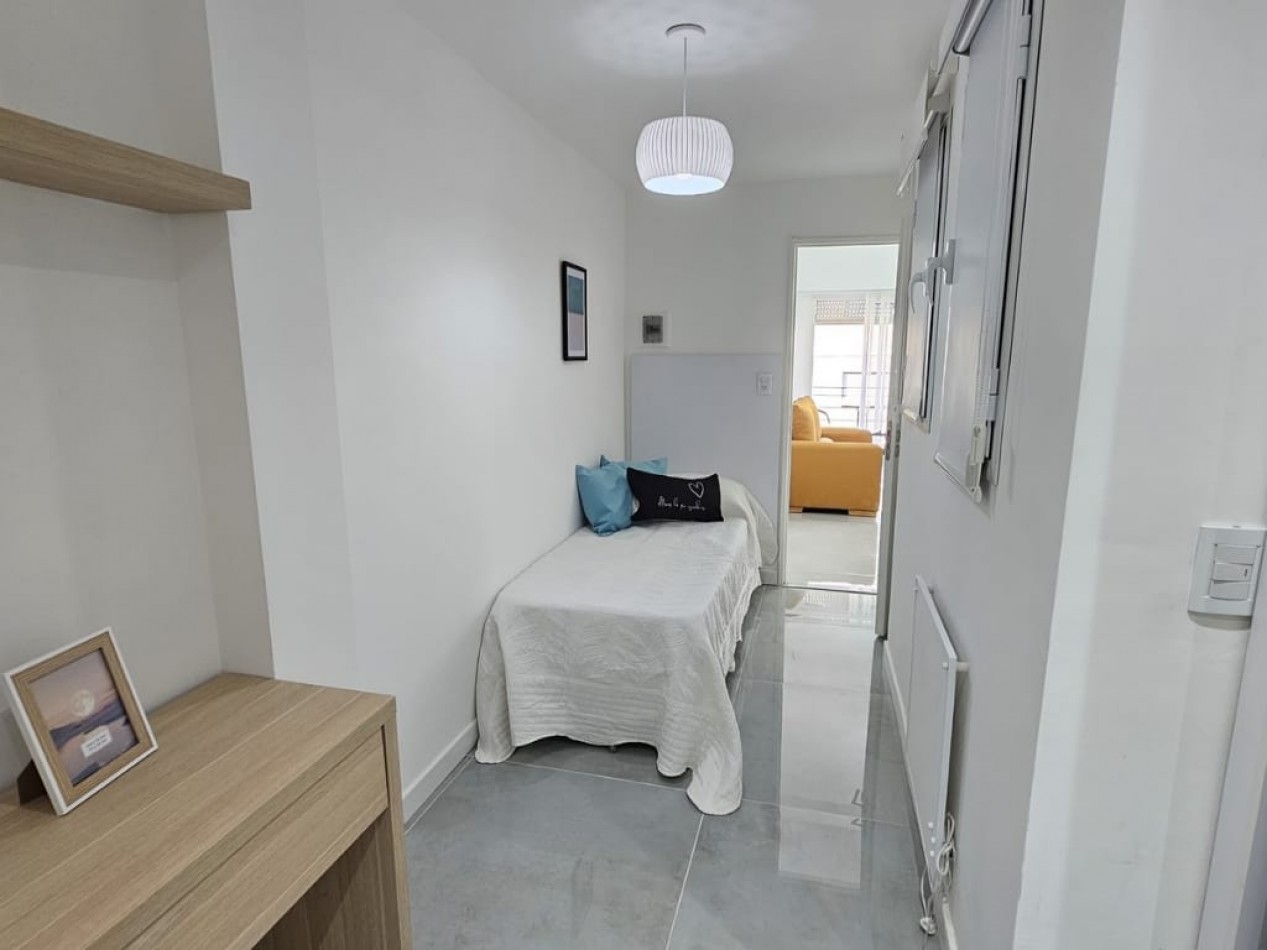 DEPARTAMENTO 3 AMBIENTES AL FRENTE CON BALCON SALIENTE EN PLAZA MITRE