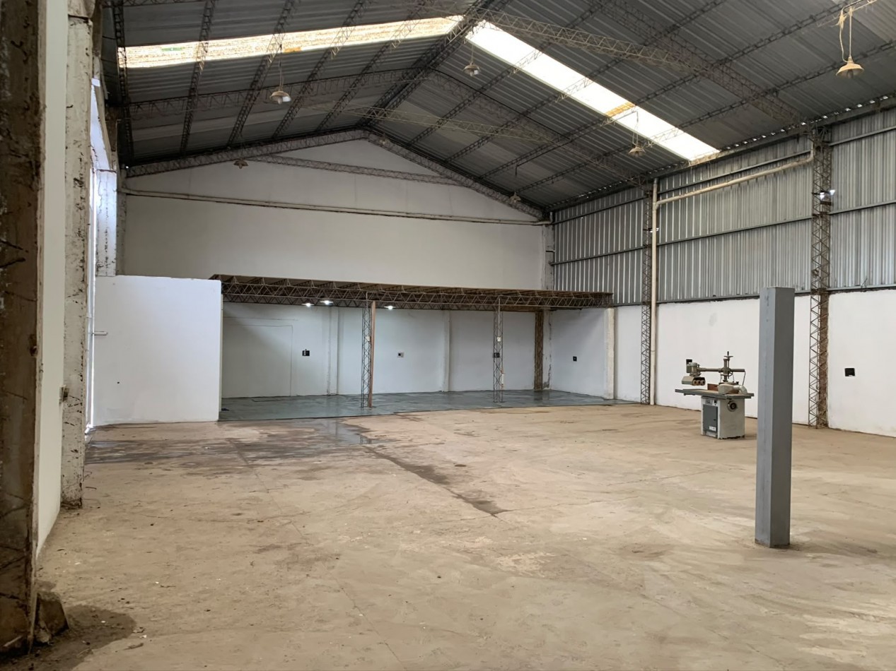 GALPON DE 300M2 EN VENTA EN MAR DEL PLATA