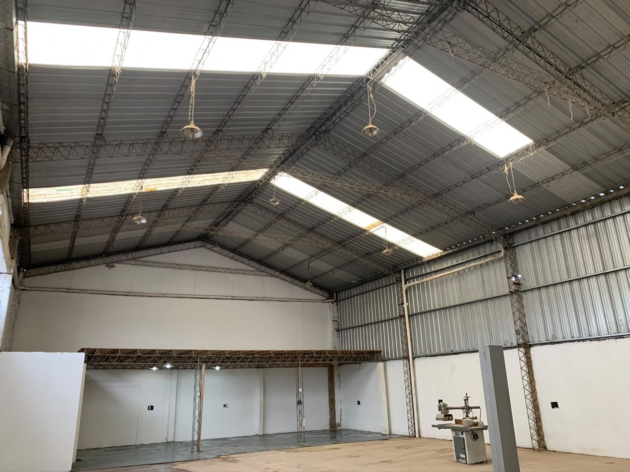 GALPON DE 300M2 EN VENTA EN MAR DEL PLATA