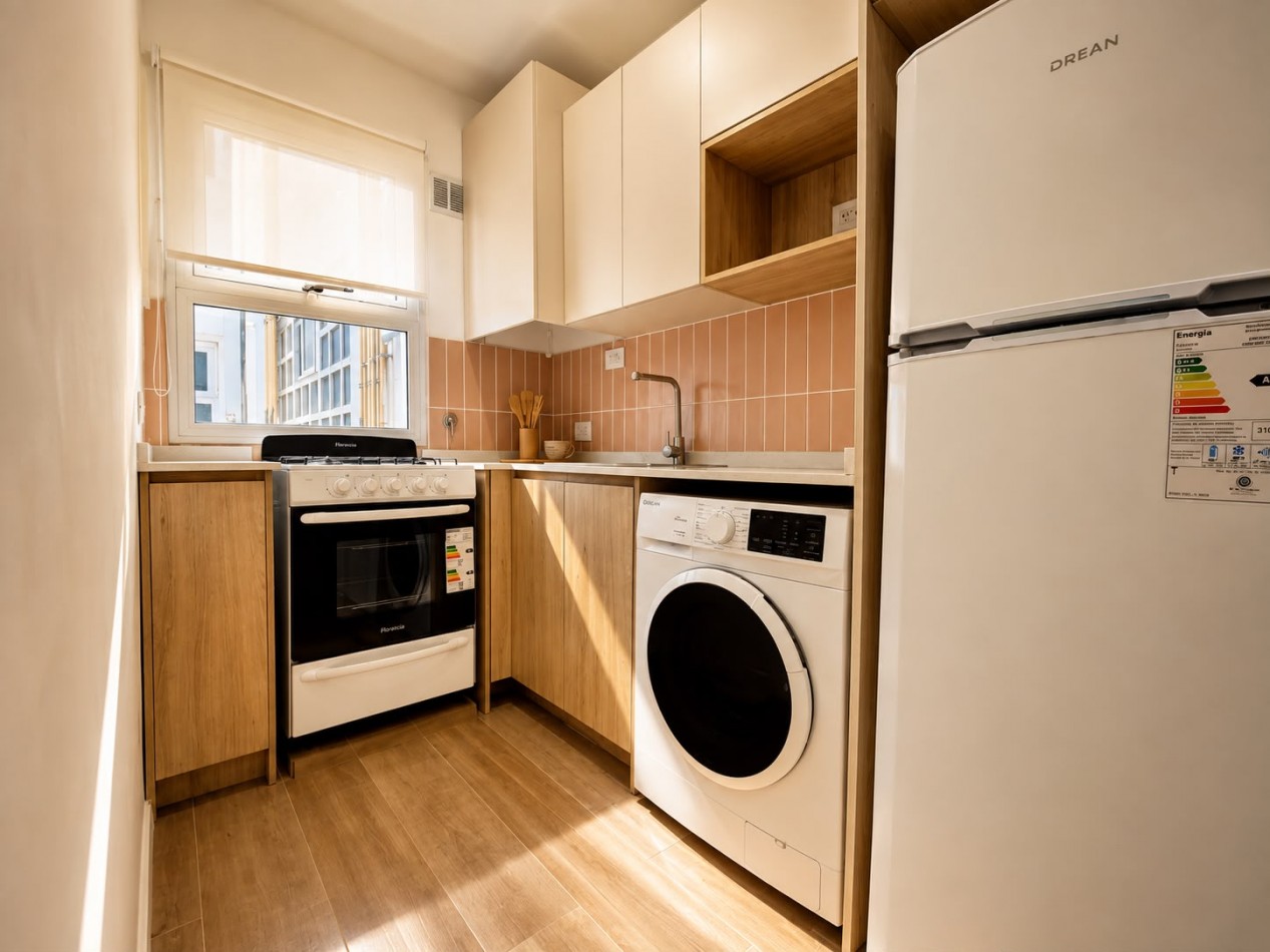 DEPARTAMENTO DE 2 AMBIENTES TOTALMENTE RECICLADO A LA CALLE CON BALCON TERRAZA EN ALDREY