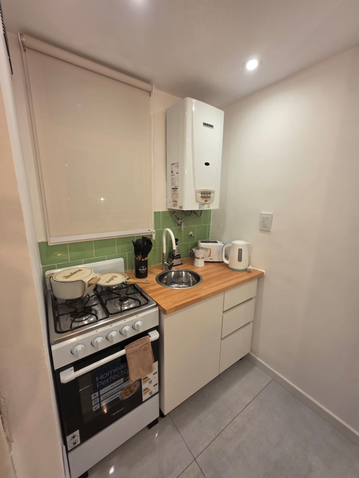 DEPARTAMENTO 1 AMBIENTE EXTERNO CON BALCON SALIENTE EN PLAZA COLON