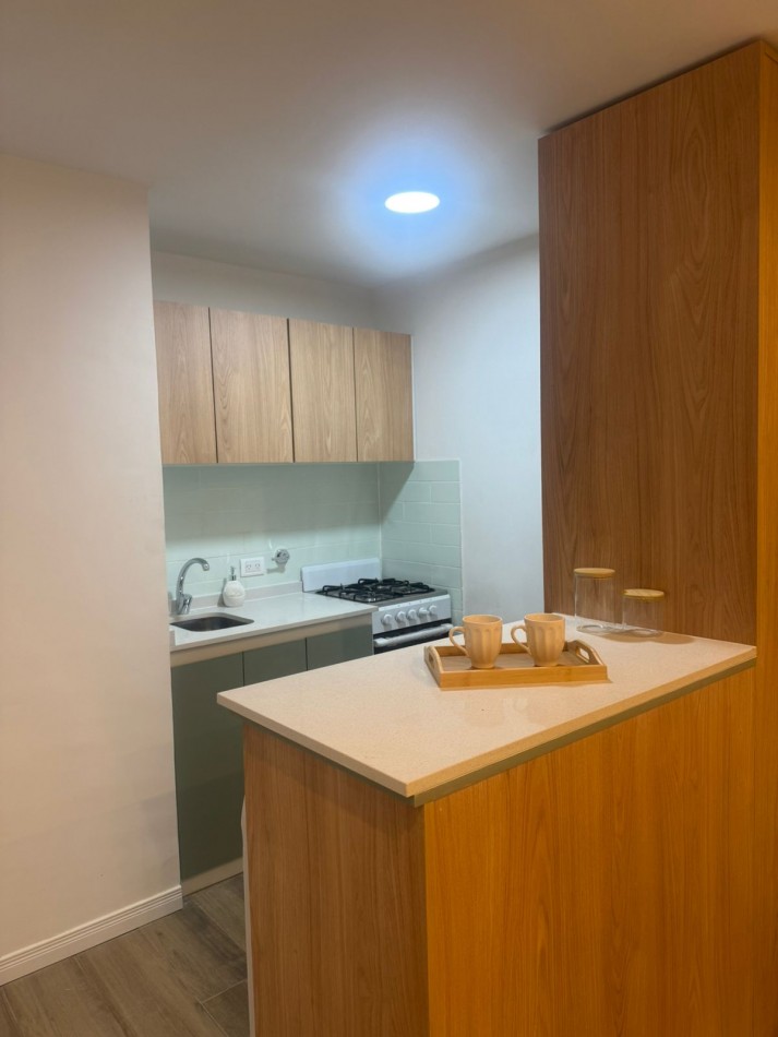 DEPARTAMENTO 1 AMBIENTE CON VENTANAL A LA CALLE