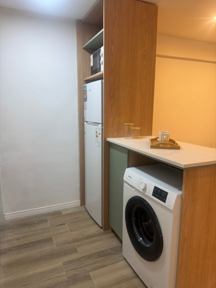DEPARTAMENTO 1 AMBIENTE CON VENTANAL A LA CALLE