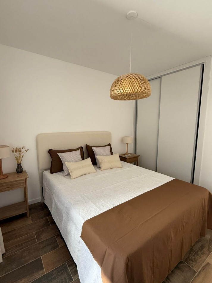 DEPARTAMENTO 4 AMBIENTES CON ESPACIO DE COCHERA EN PLAZA MITRE