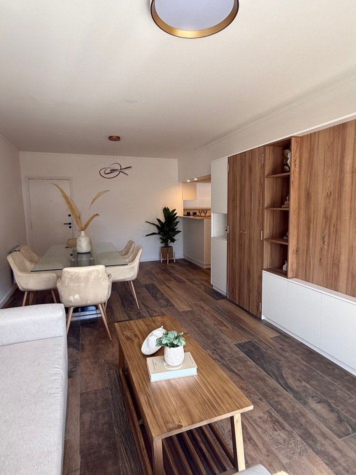 DEPARTAMENTO 4 AMBIENTES CON ESPACIO DE COCHERA EN PLAZA MITRE