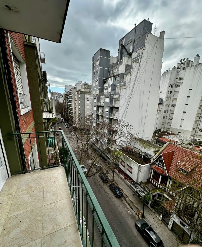 DEPARTAMENTO 2 AMB EXTERNO CON BALCON Y DEPENDENCIA DE SERVICIO