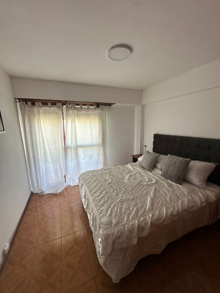 DEPARTAMENTO 2 AMBIENTES AL FRENTE CON DOS BALCONES VENDE Y PERMUTA EN PARQUE LURO