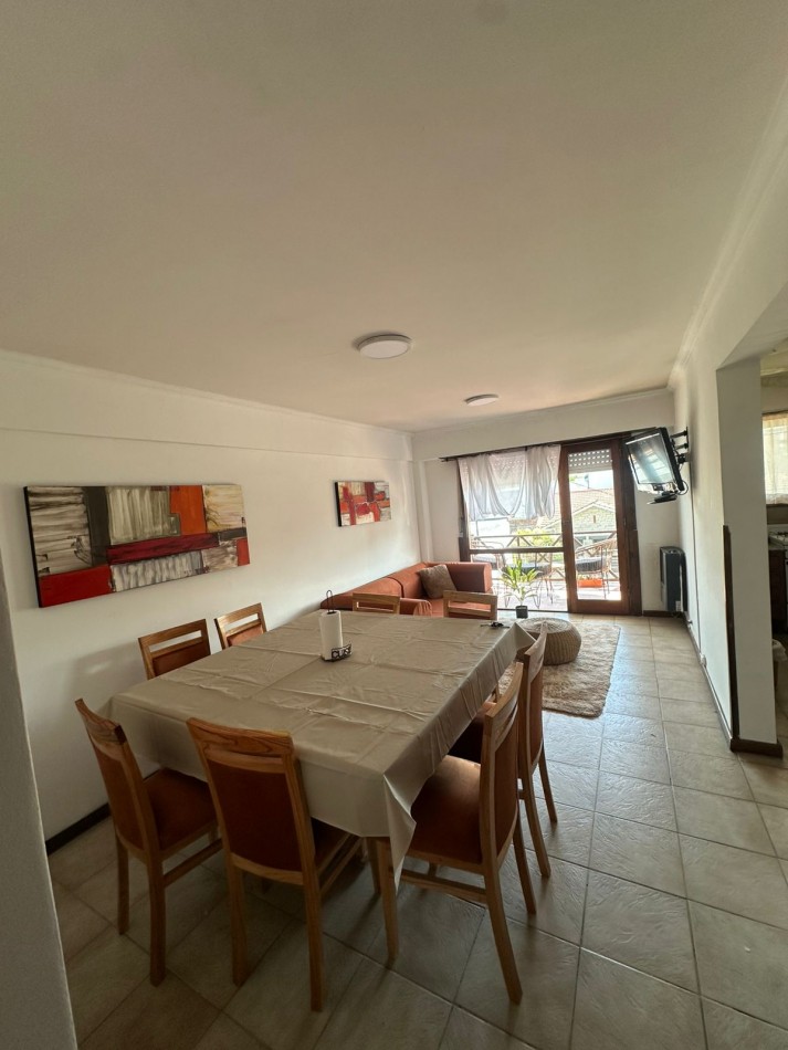 DEPARTAMENTO 2 AMBIENTES AL FRENTE CON DOS BALCONES VENDE Y PERMUTA EN PARQUE LURO
