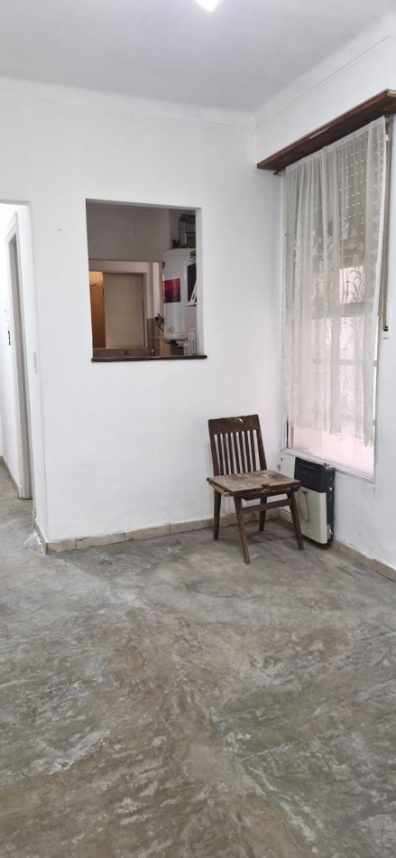 DEPARTAMENTO 3 AMBIENTES CON DEPENDENCIA APTO CREDITO EN PLAZA COLON